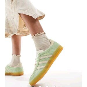 Adidas Womens Gazelle Indoor Sneakers Suede Classic Stripe Gum Sole Size 10